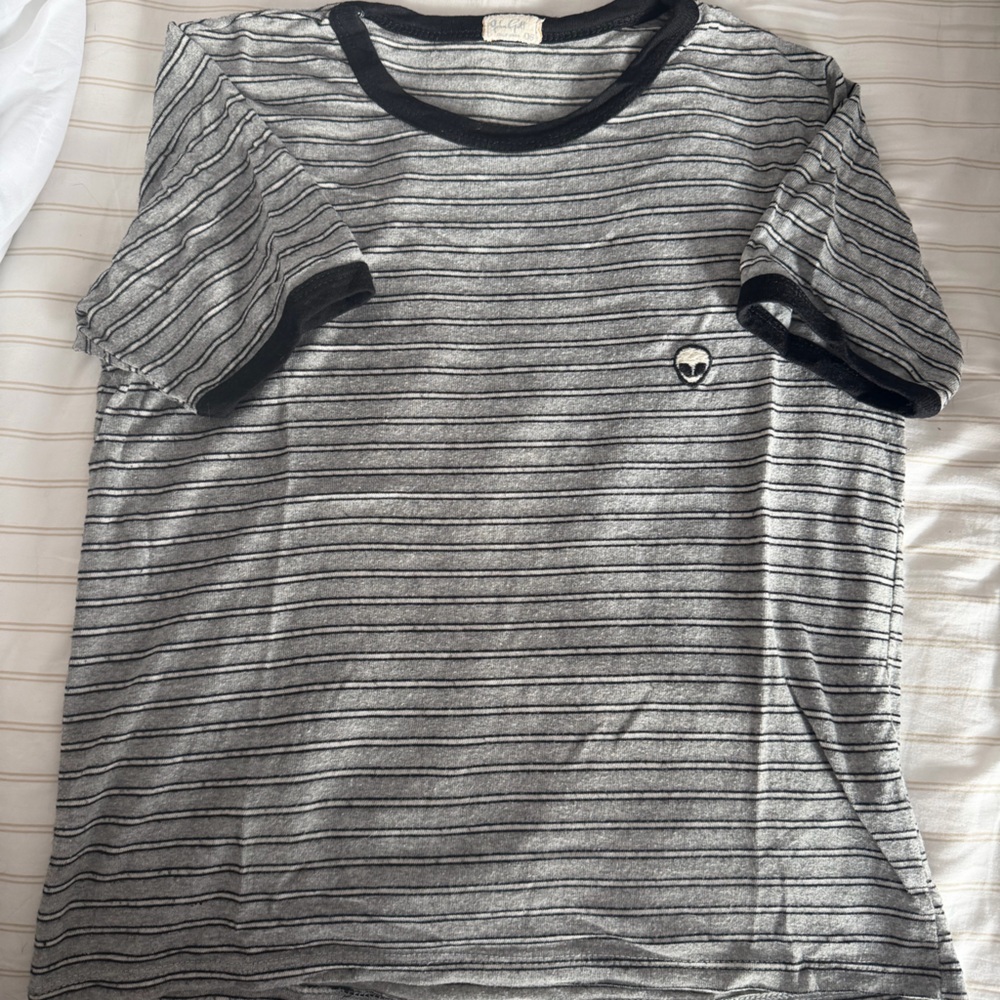 John galt vintage alien patch embroidered gray striped short sleeve shirt